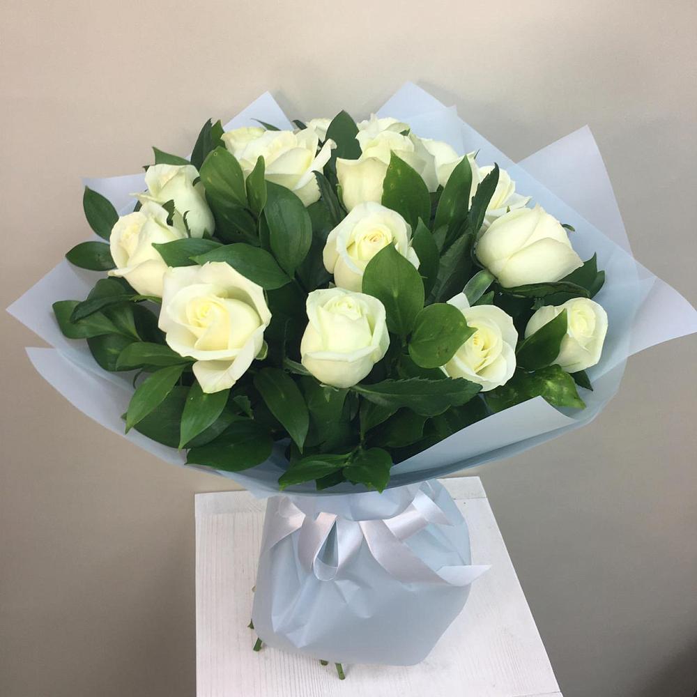 Букет 15 Белых роз Проуд в Ишиме