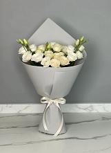 Букет цветов из:  Розы и Лизиантусы в Ишиме